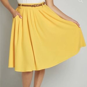 ModCloth Breathtaking Lillies Midi Skirt, Never Worn